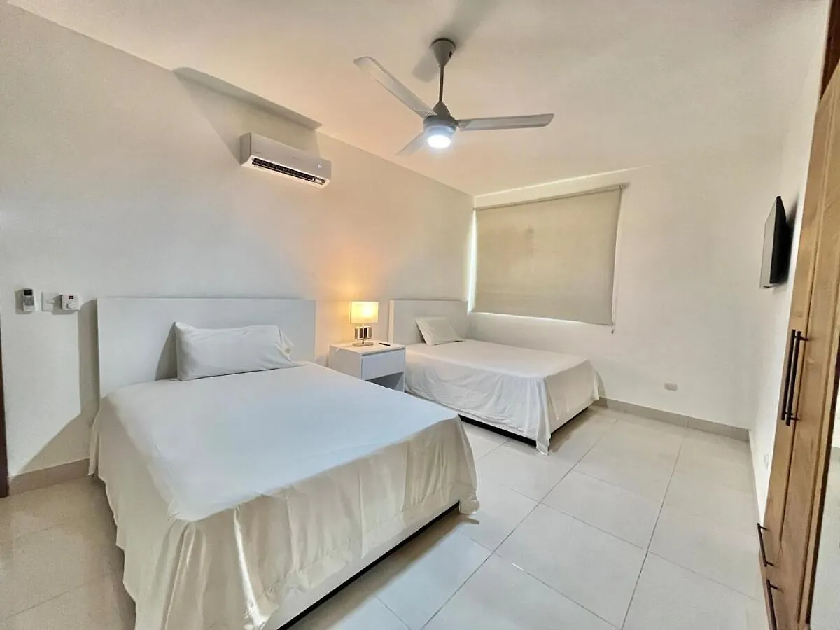 Magnifica Villa En كابريرا