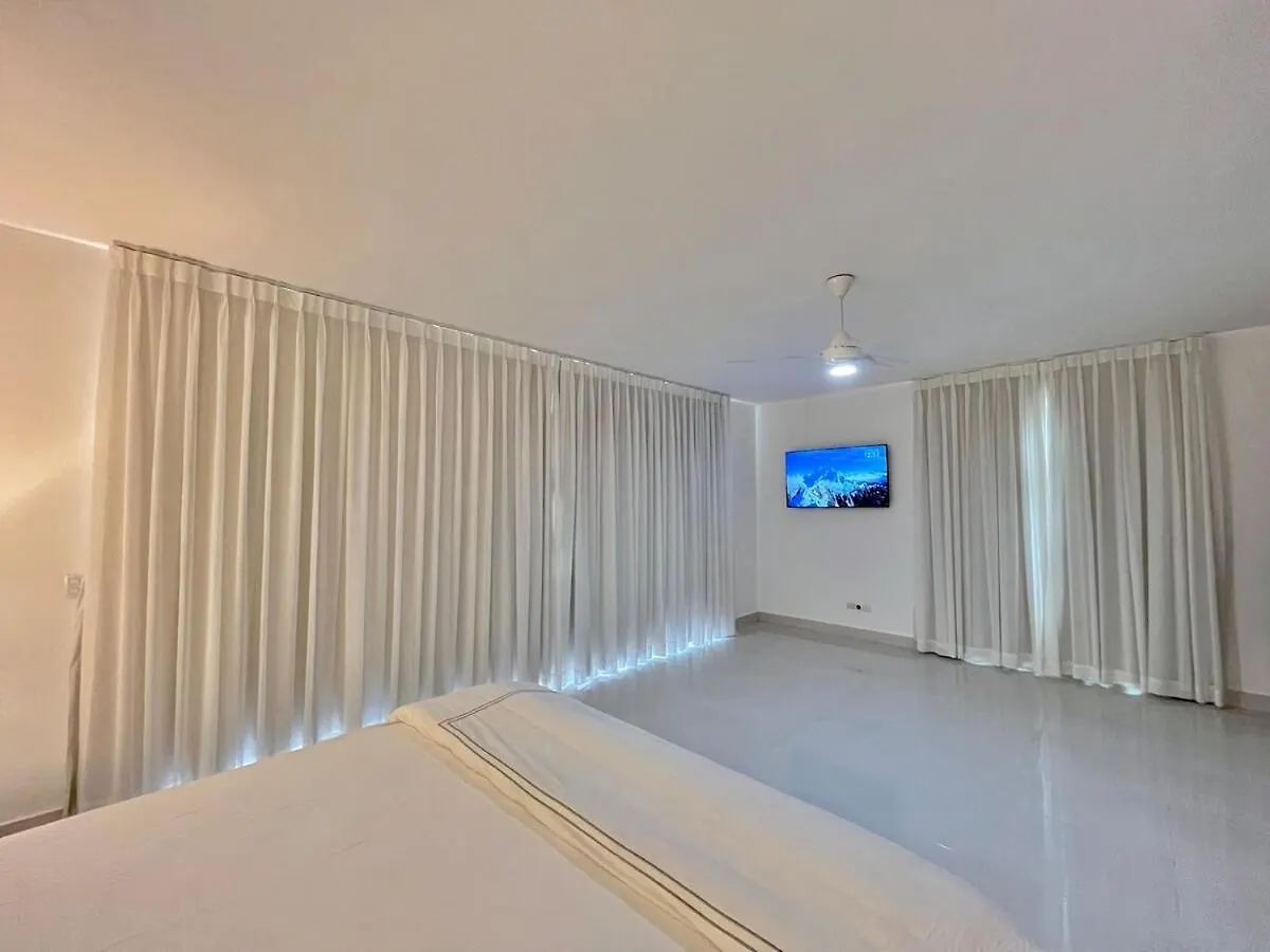 Magnifica Villa En كابريرا
